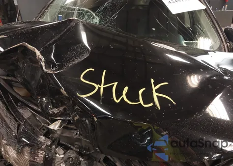 2013 Toyota Rav4 Xle z USA, uszkodzony, nr VIN 2T3RFREV7DW113797